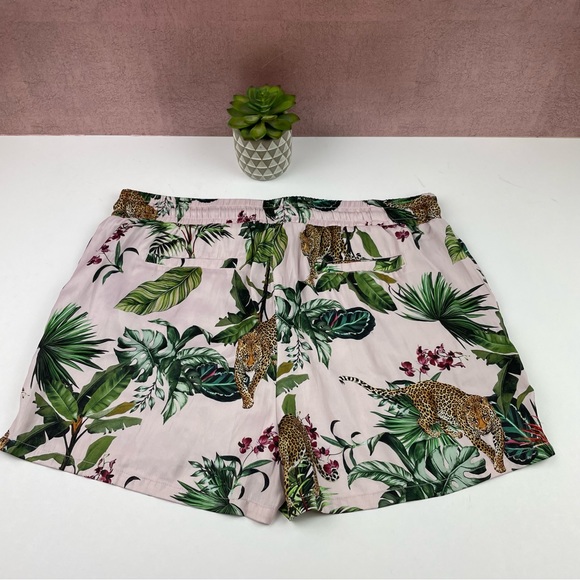 David Lerner Blush Pink Green Tropical Leopard Cheetah Safari Shorts Casual - Picture 5 of 5